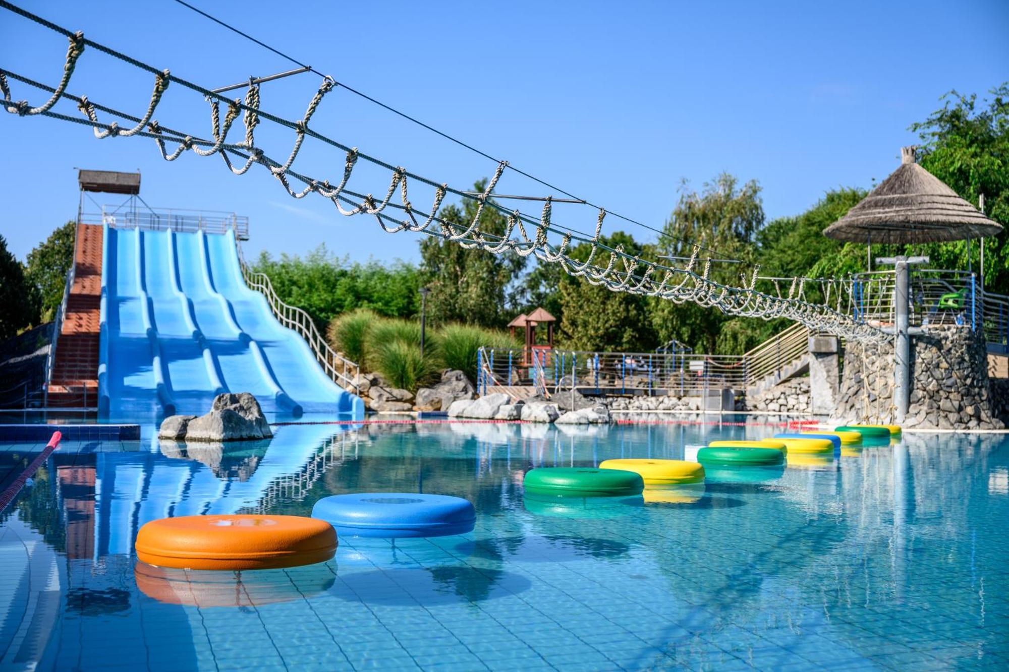 Held Otel Fügen Dış mekan fotoğraf