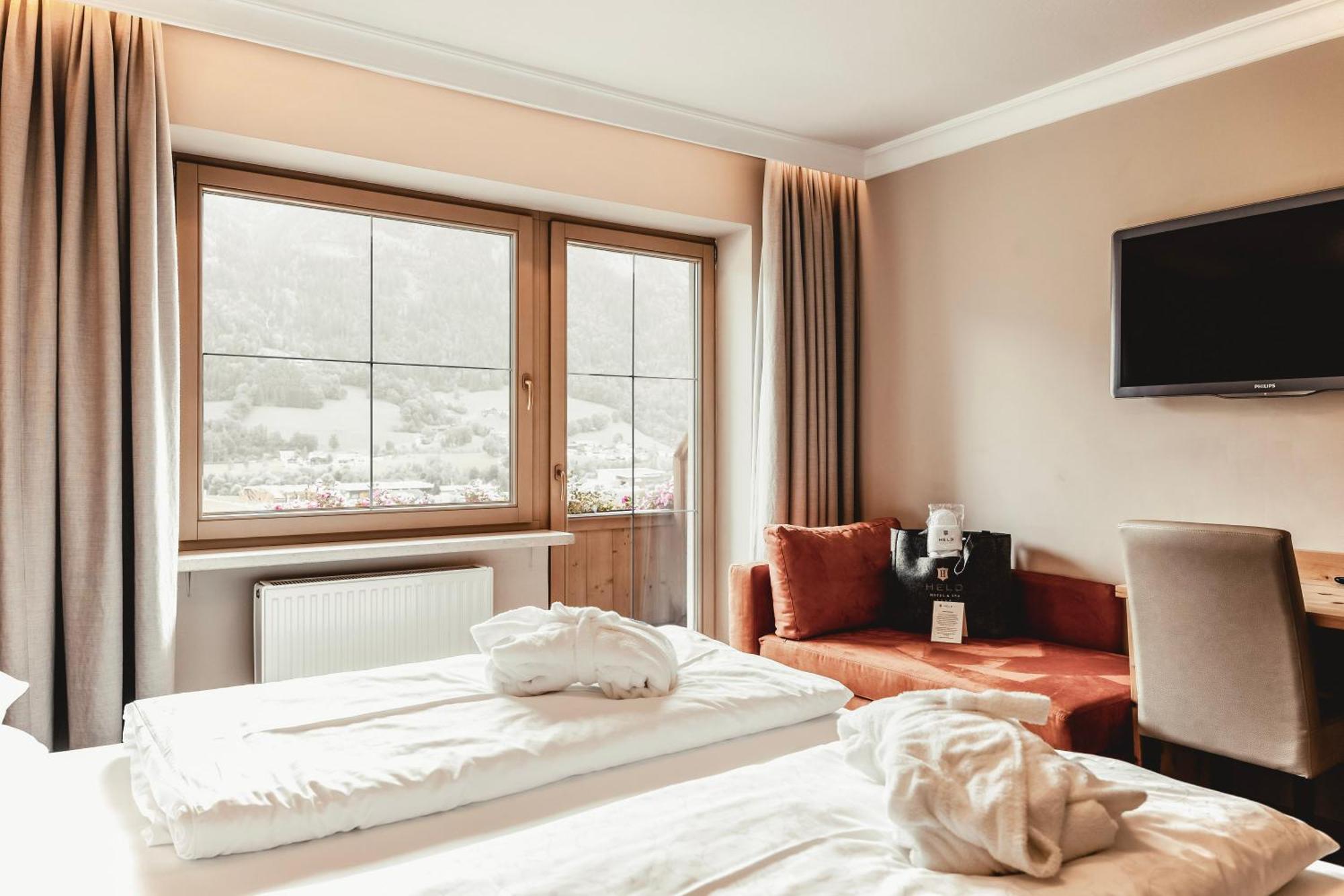 Held Otel Fügen Dış mekan fotoğraf